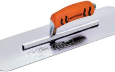 Test de la truelle de piscine Kraft CF438PF en acier carbone