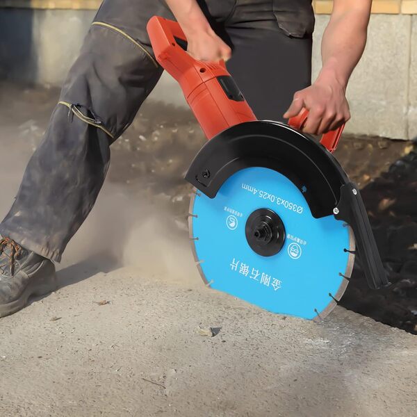 Scie à béton électrique 3000 W - Profondeur de coupe maximale : 135 mm - Pour couper le granit, le marbre, le béton