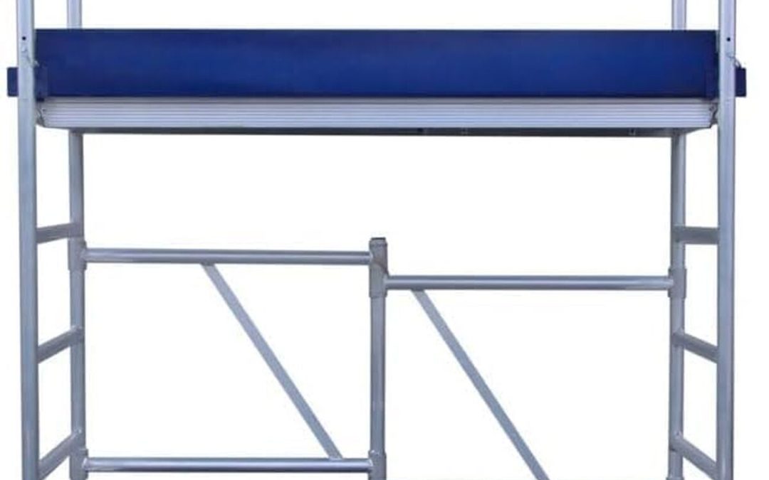 Test de l'échafaudage roulant Alumexx ECO-Line : polyvalence à 3, 8 m