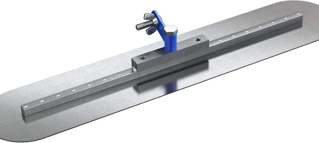 Test : bon 82-500 lisseuse bords arrondis acier 61 x 13 cm