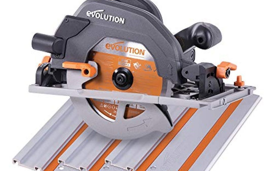 Test de la scie circulaire Evolution R185CCSX : multi-matériaux et rail inclus