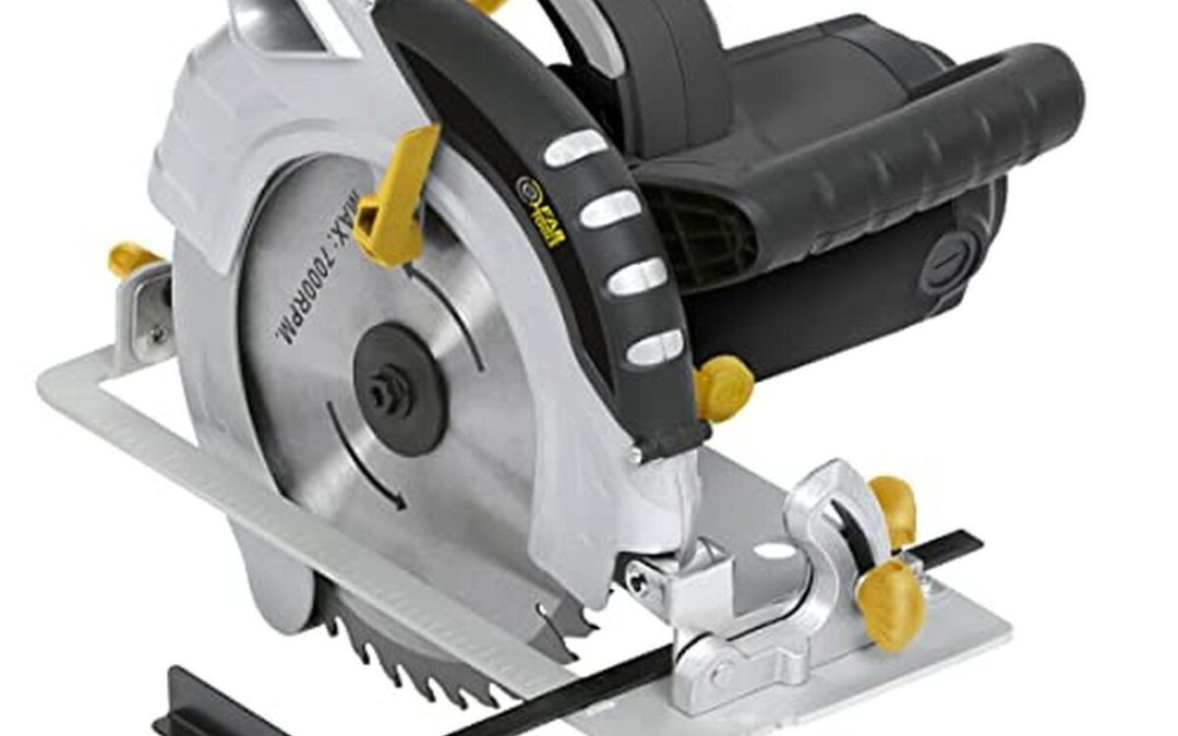 Test Fartools CS 235 : scie circulaire 2000W puissante et polyvalente