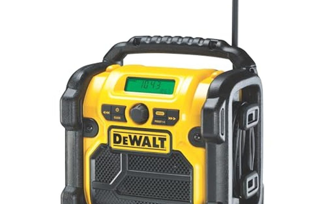 Test de la radio de chantier Dewalt DCR019-QW : puissance et polyvalence
