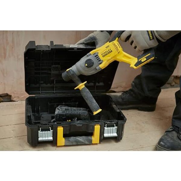 Découvrez le test complet du perforateur SDS+ Stanley FATMAX SFMCH900M22-QW : un outil puissant à batterie 18V, idéal pour tous vos travaux de perforation et de vissage.