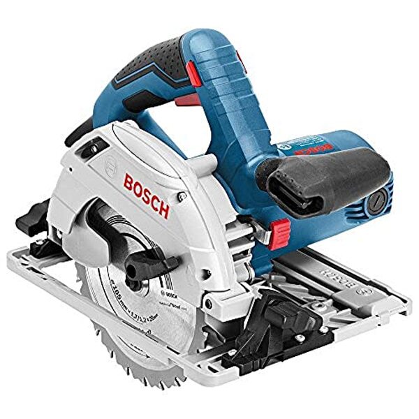 Découvrez notre test détaillé de la scie circulaire Bosch GKS 55 : puissance, précision et fiabilité pour tous vos travaux de sciage. 