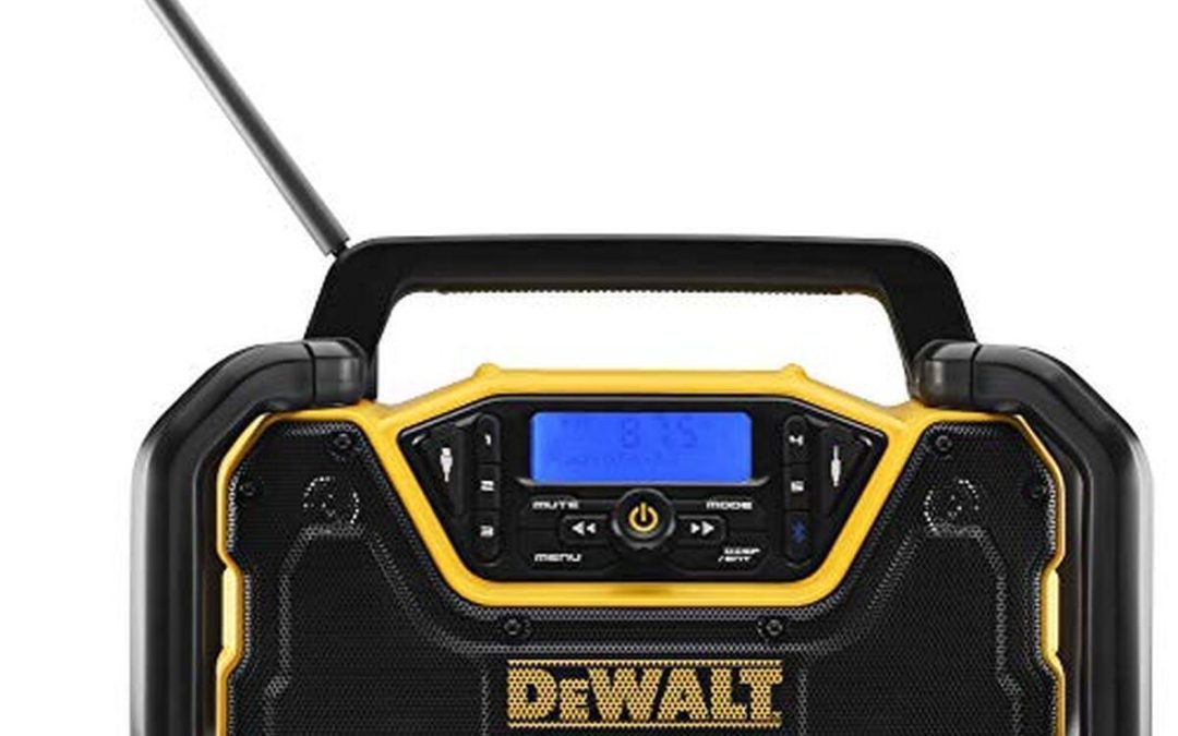 Test de la radio de chantier DeWalt DCR029-QW : performance FM et Dab+