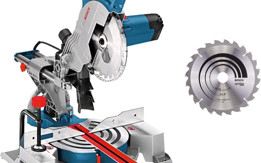 Test de la scie à onglets Bosch GCM 80 SJ : puissance et précision